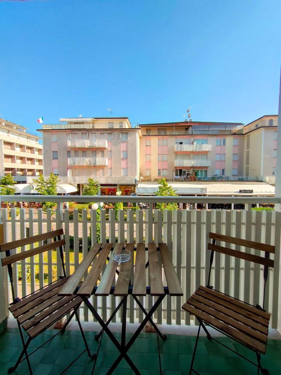 Appartamento Viale Aurora Bibione Esterno foto