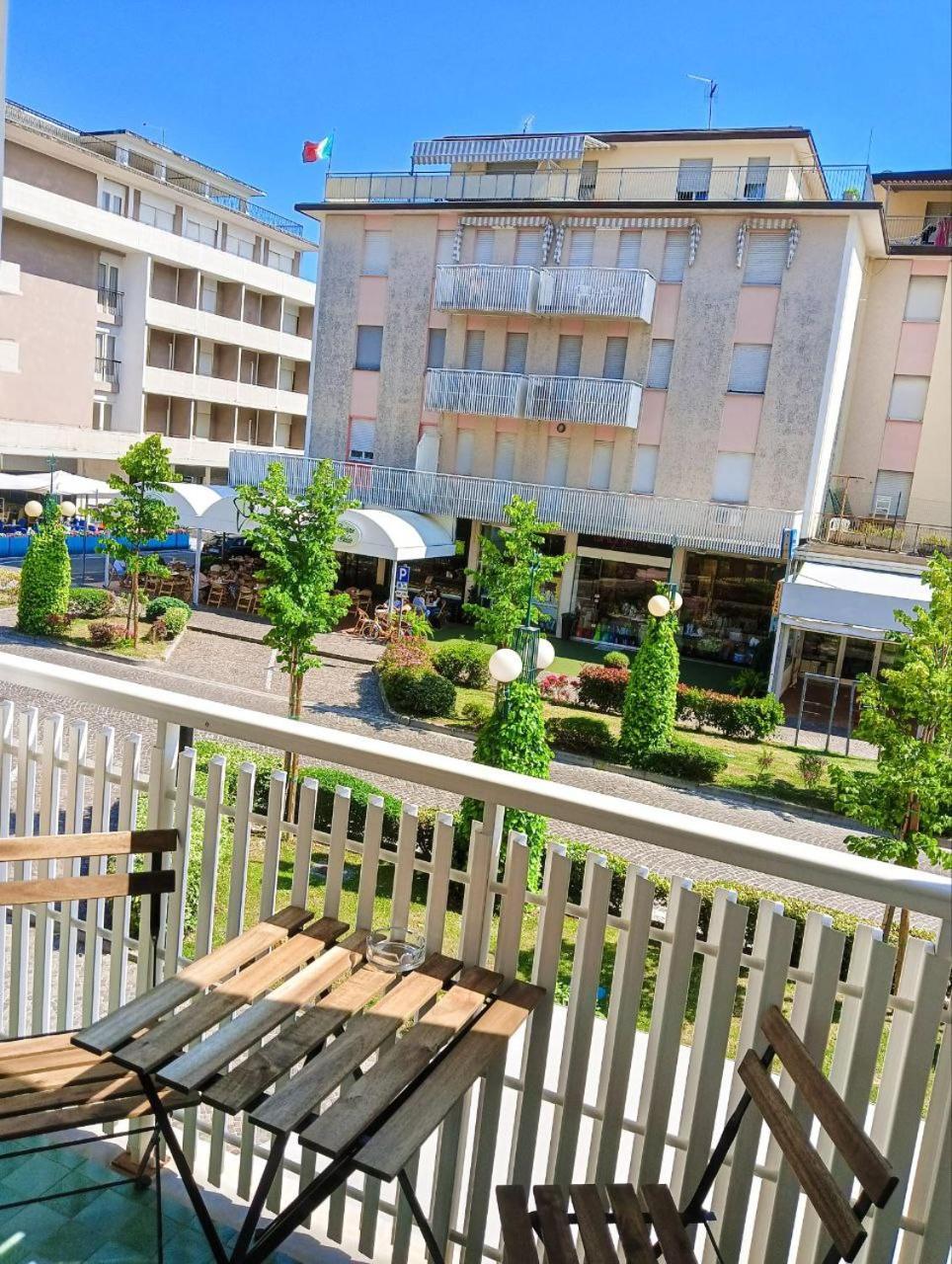 Appartamento Viale Aurora Bibione Esterno foto